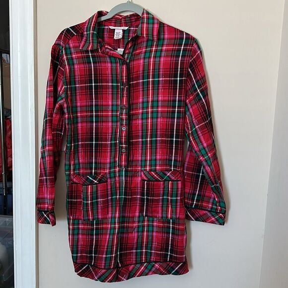 NWT VICTORIA'S SECRET Flannel Romper, Size XS - Picture 3 of 6